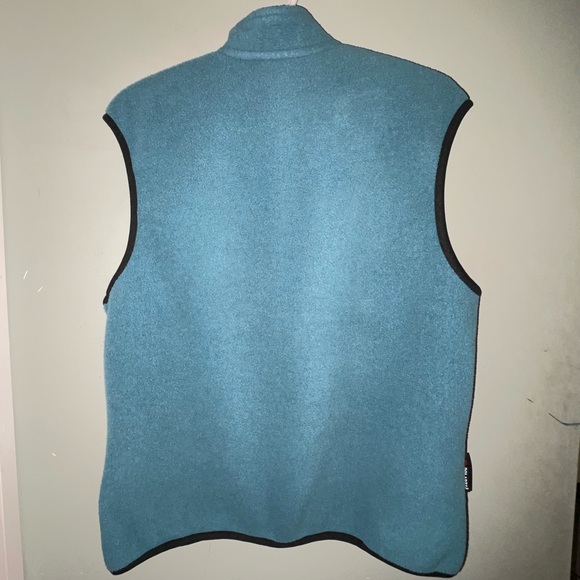 Vintage MEC Teal vest - Picture 3 of 10
